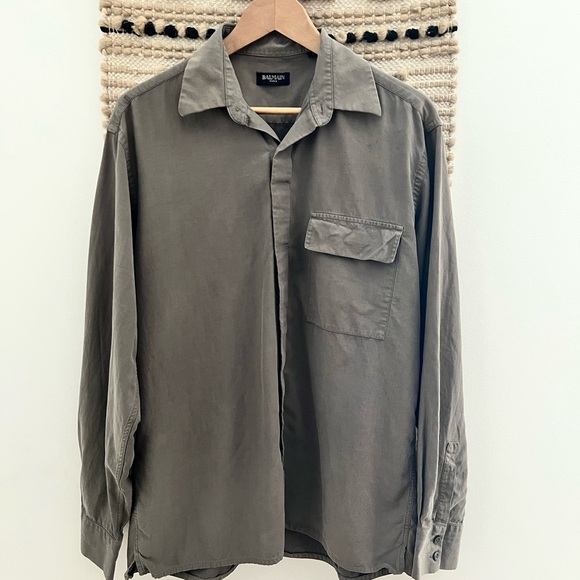 Balmain Gray Casual Button Down Shirt with Collared Neckline - Picture 1 of 9